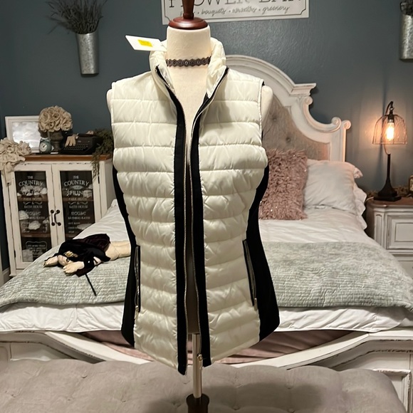 Calvin Klein Jackets & Blazers - Winter is coming. This vest has never been worn!